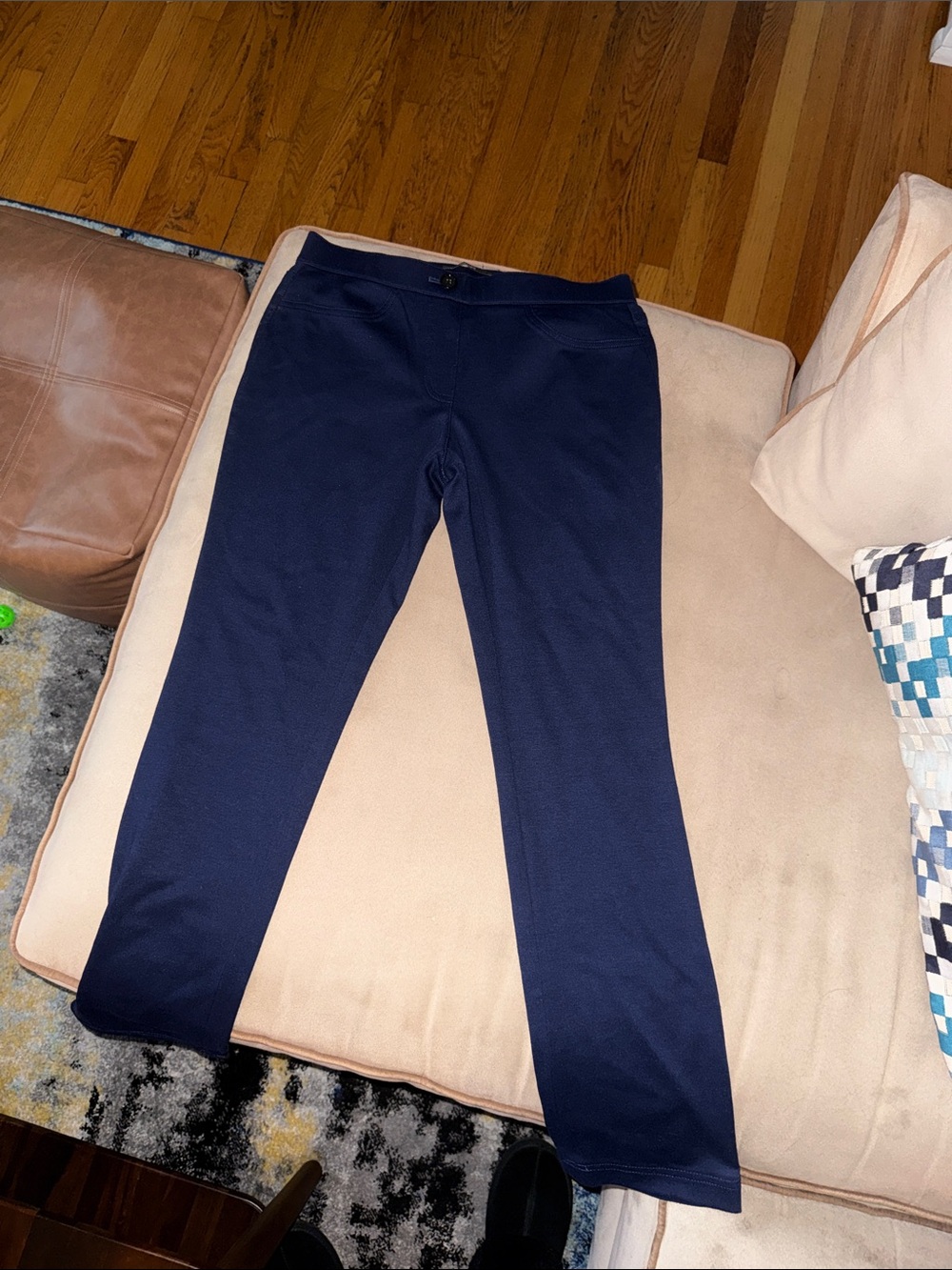 Tahari Navy Blue Stretch Leggings